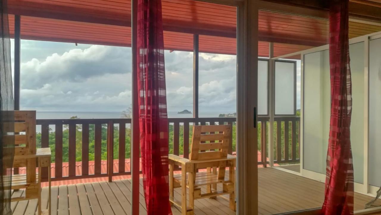 Domus Guesthouse Santana Екстериор снимка