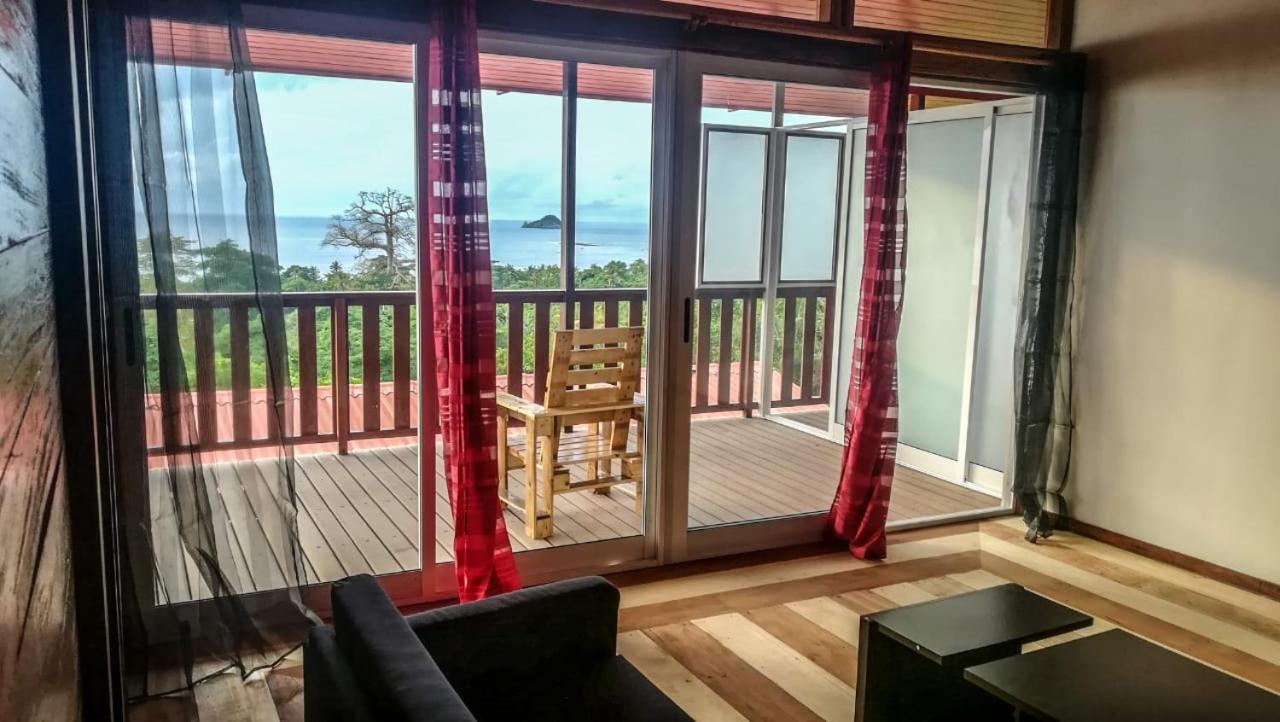 Domus Guesthouse Santana Екстериор снимка