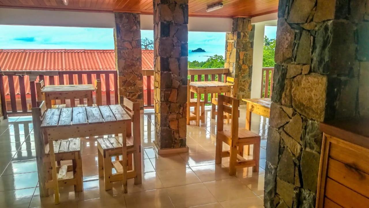 Domus Guesthouse Santana Екстериор снимка