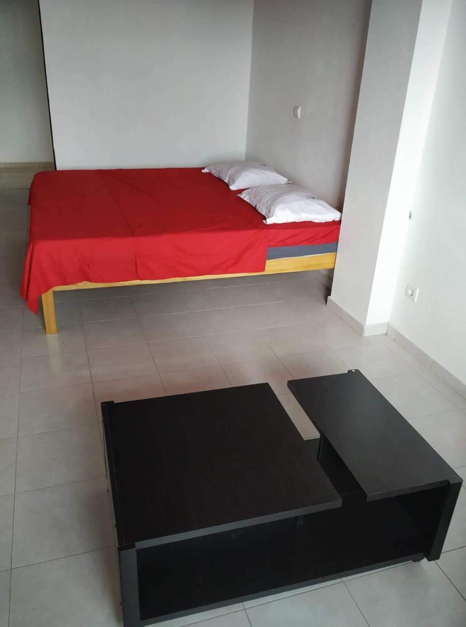 Domus Guesthouse Santana Екстериор снимка