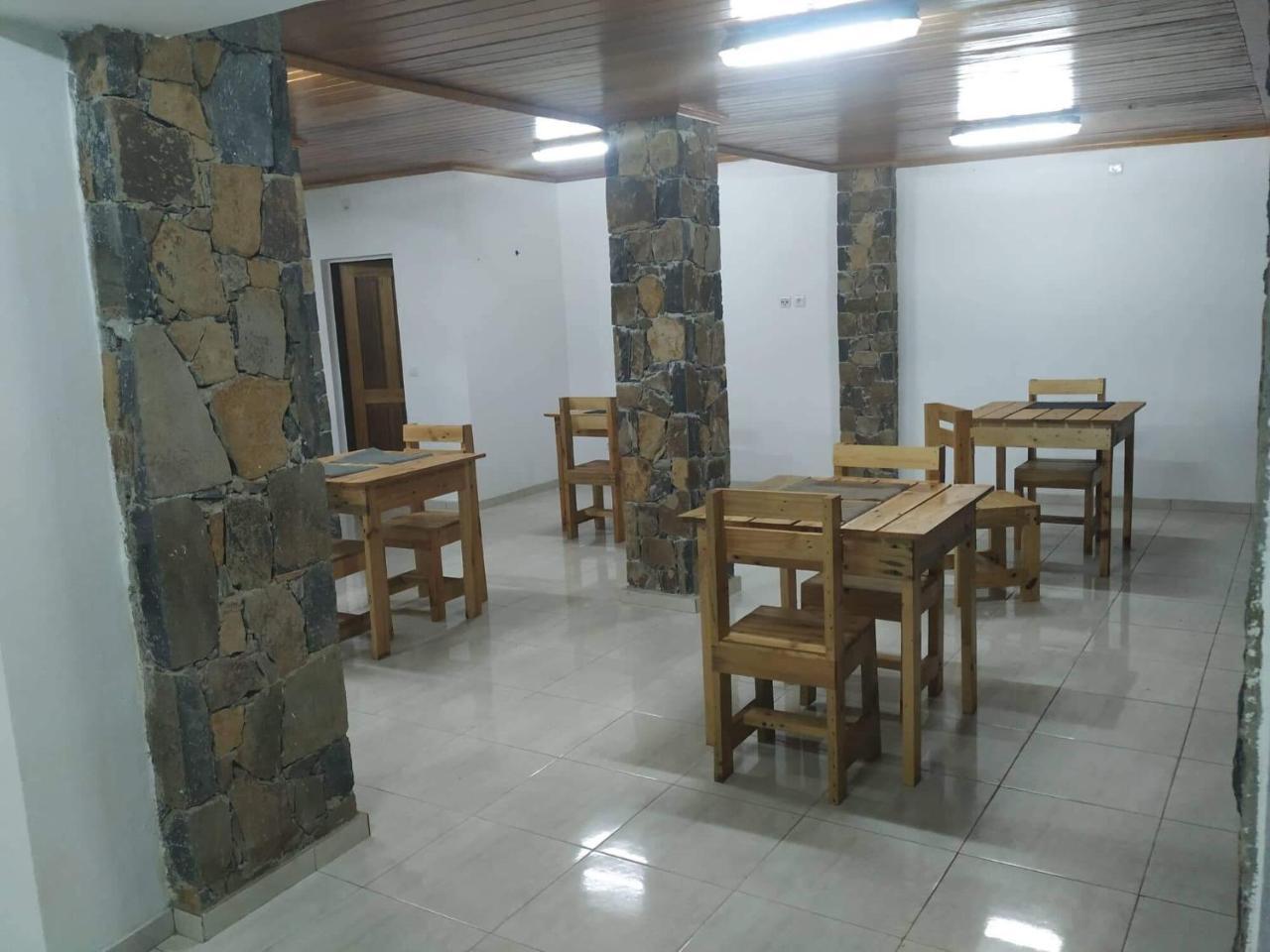 Domus Guesthouse Santana Екстериор снимка
