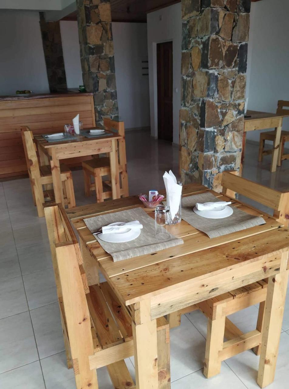 Domus Guesthouse Santana Екстериор снимка