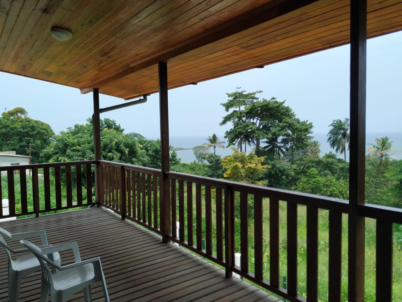 Domus Guesthouse Santana Екстериор снимка